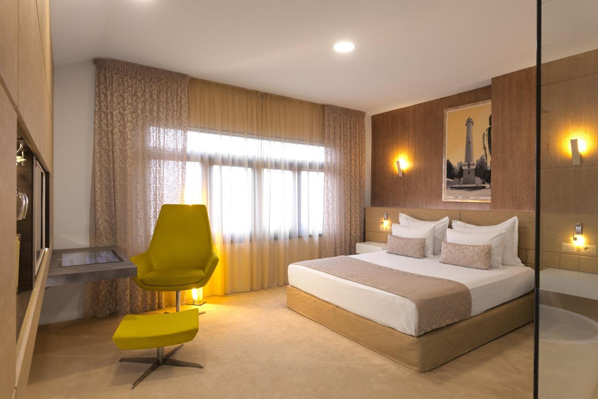 Hotel Vila Class Сату-Маре Экстерьер фото