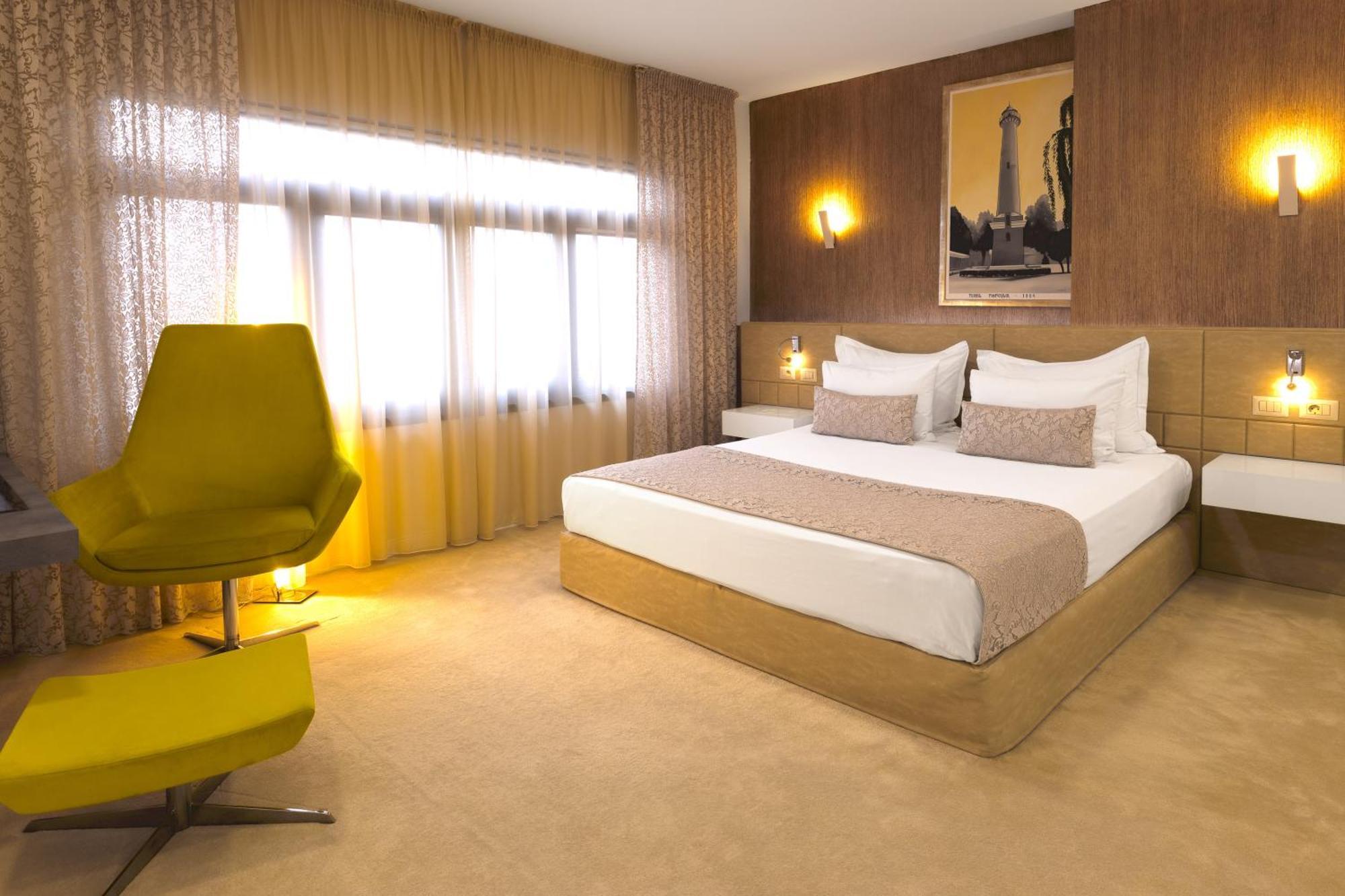Hotel Vila Class Сату-Маре Экстерьер фото