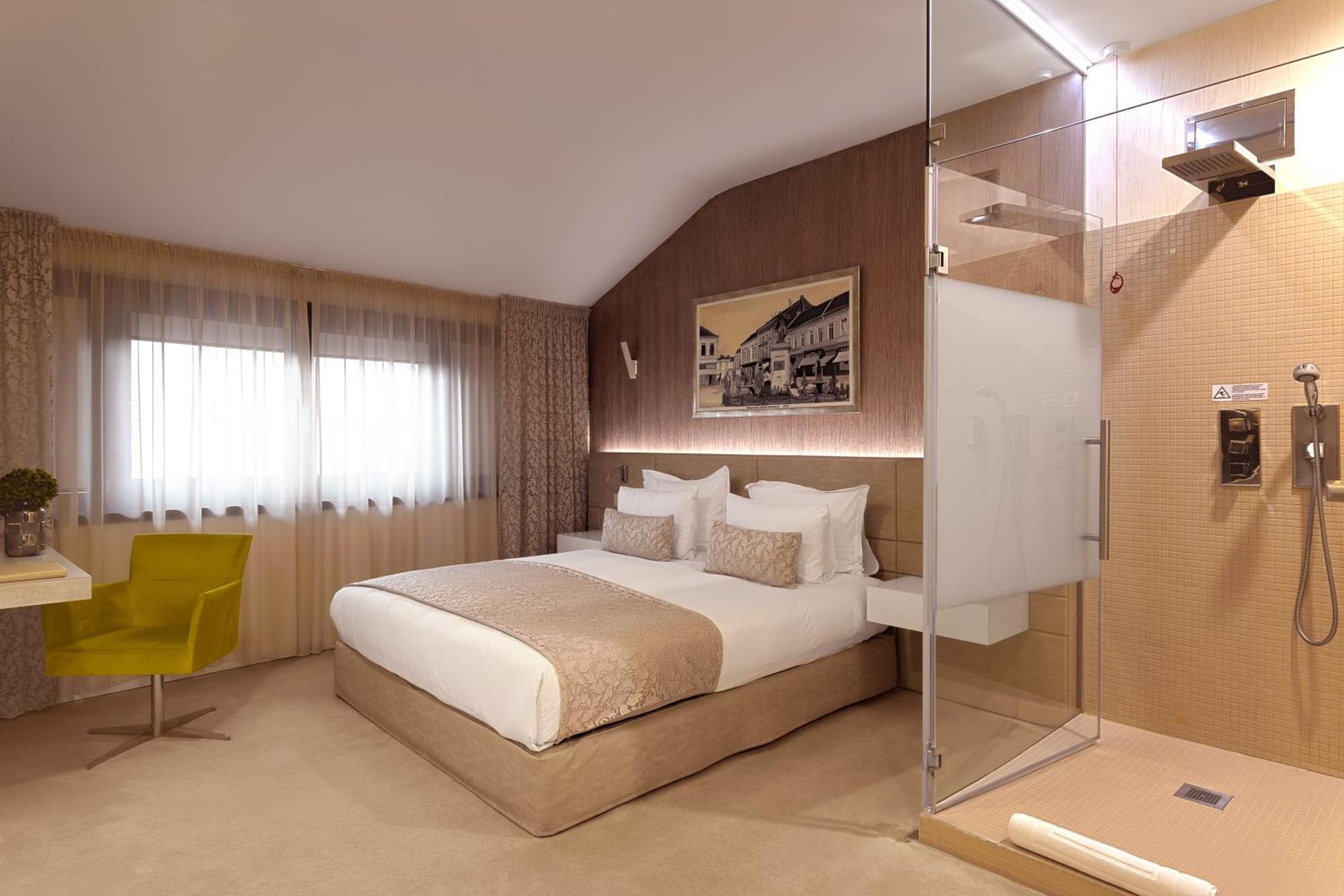 Hotel Vila Class Сату-Маре Экстерьер фото
